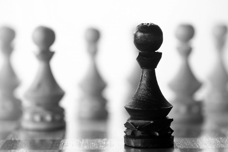 pawns tariffs hurt michigan already feel businesses meet re pawn chess