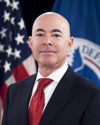 mayorkas alejandro homeland security secretary dhs official current deputy gov chamber commerce inspector reid visa accuses unprecedented governor behalf intervention